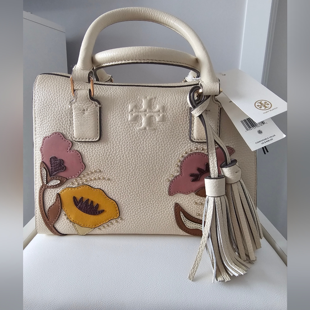 Tory Burch Cream Floral Appliqué Handbag with Matching Wallet!!